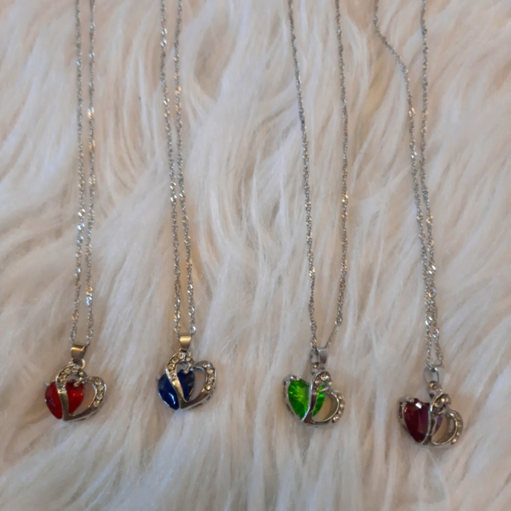 925 Silver Chain Heart & Crystal Pendant - Picture 7 of 10